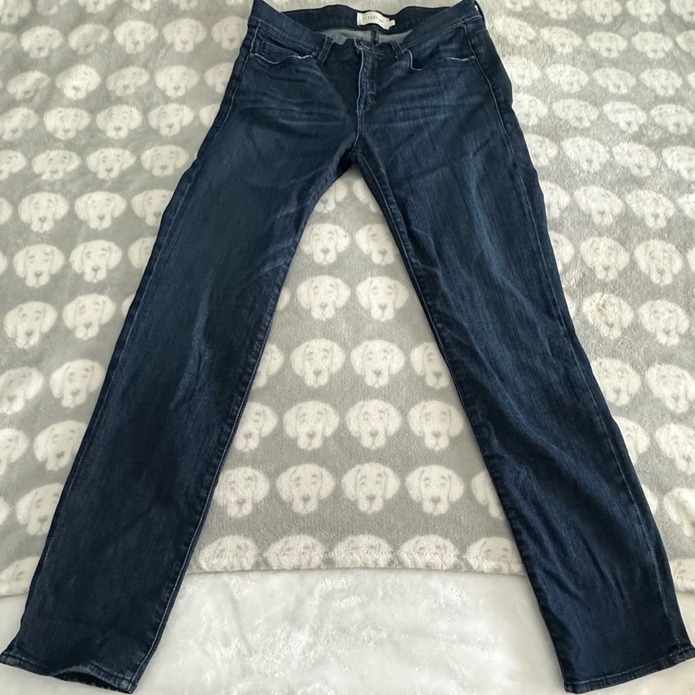 Straight leg blue jeans…size 4